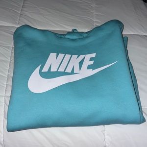 NIKE HOODIE WOMENS SIZE SMALL